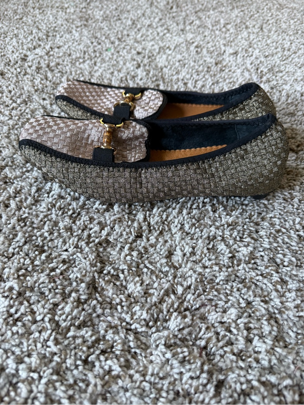 bernie mev. Beige and Black Woven Loafers with Gold Hardware - Picture 2 of 4